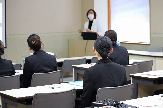 ビューティースキンラボ専門学校講習