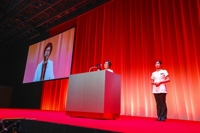 東京国際フォーラムにて美容創育研究所の須賀がエステティック勉強会で登壇