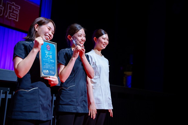 2025年度第15回エステティックグランプリ顧客満足度大会においてビューティースキンラボが2年連続日本1位を獲得しました。