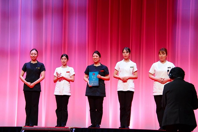 2024年エステティックグランプリ顧客満足度大会にてビューティースキンラボは日本1位を受賞しました。