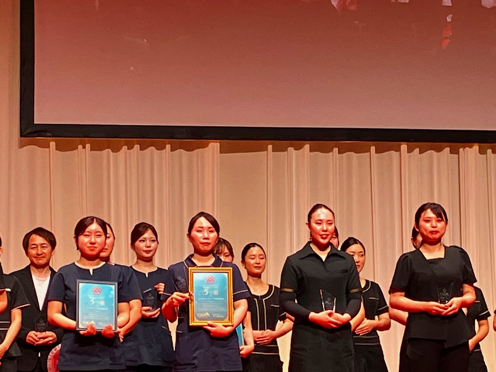 第16回エステティックグランプリ顧客満足度において3年連続日本1位を獲得しました。