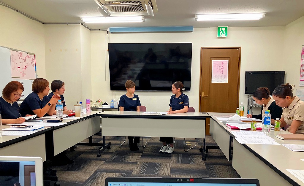 ピュアマインド様とビューティースキンラボの合同研修会を行いました。